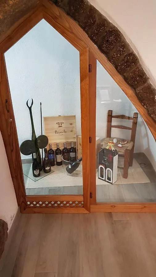 The Templars Guesthouse Santu Lussurgiu Bed & Breakfast